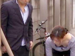 Sexy Milf with Neighbor's Aid for Ultimate Pleasure